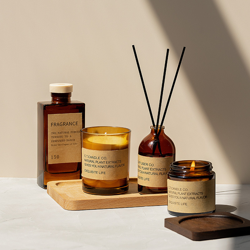 طقم ناشر عواد عطرية منزلية وشموع معطرة من M&Scent مع قلم حبر