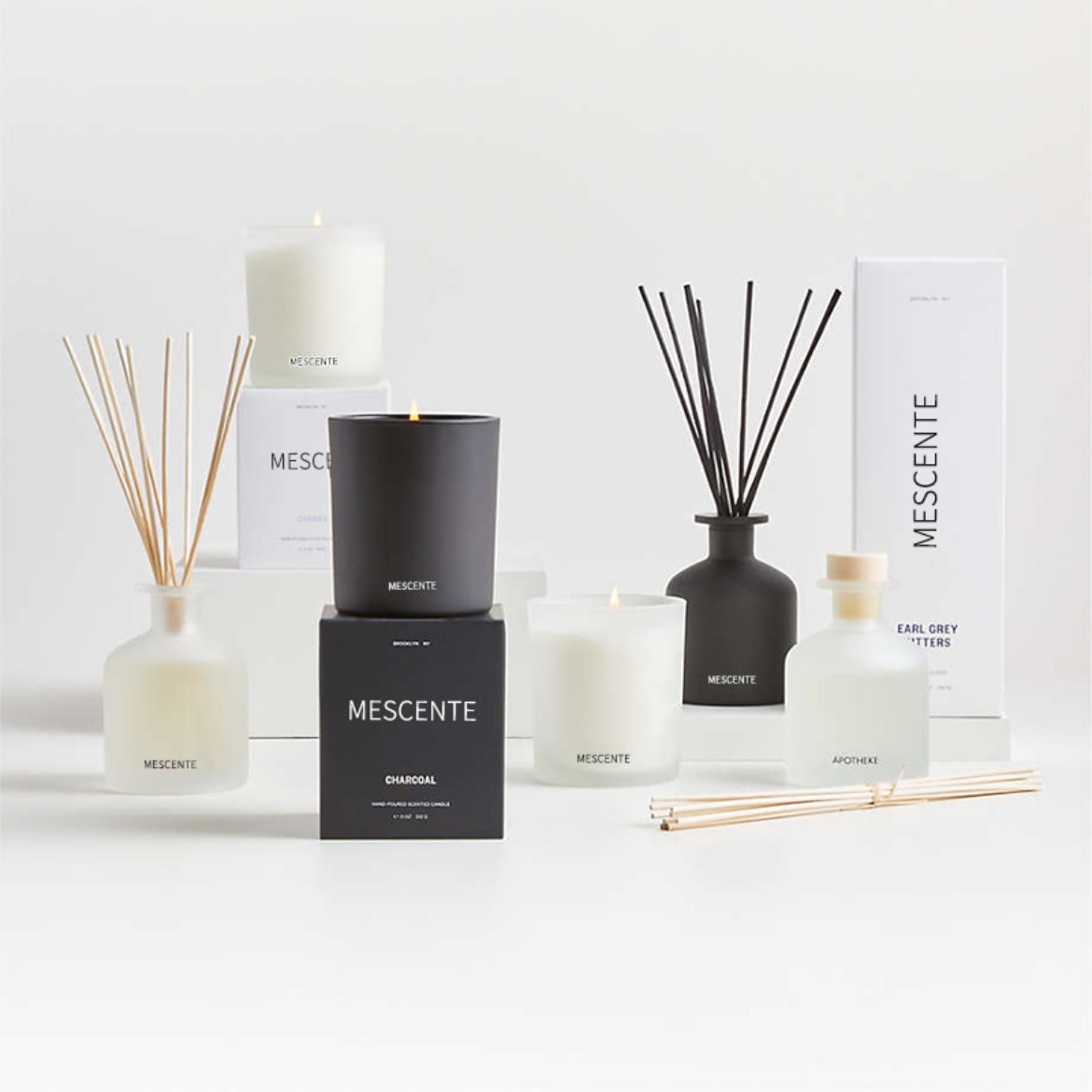 مجموعة ناشر رائحة القصب ذات اللون الفاخر ذات العلامة التجارية الفاخرة من M&Scent مع صندوق