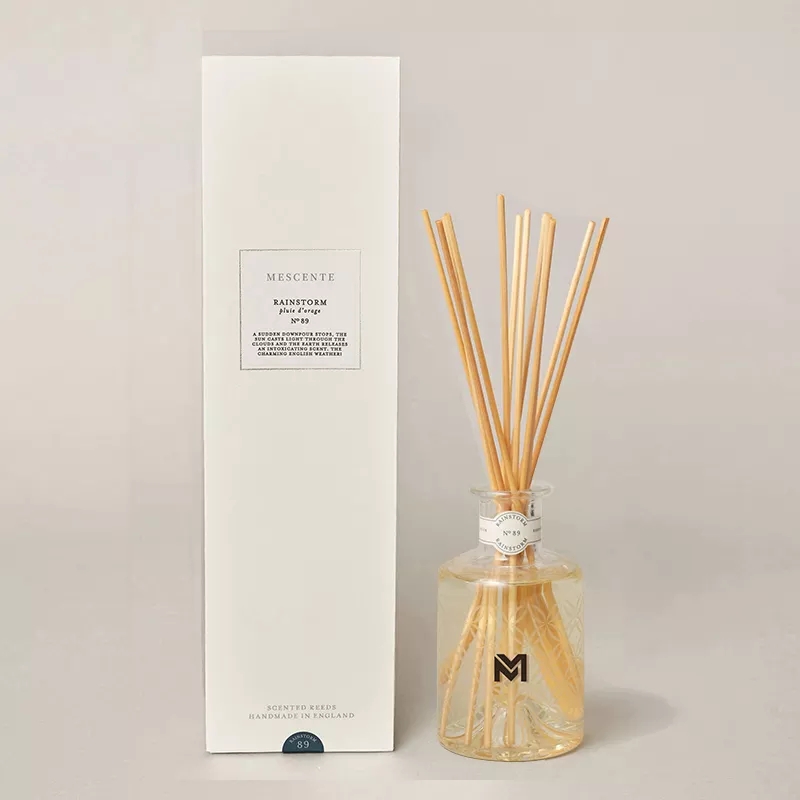 معطر عطر M&Scent Gruppo Di Reed، مجموعة ناشرة أعواد القصب زيتية من مجموعة Home Christmas