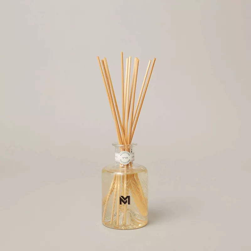 معطر عطر M&Scent Gruppo Di Reed، مجموعة ناشرة أعواد القصب زيتية من مجموعة Home Christmas