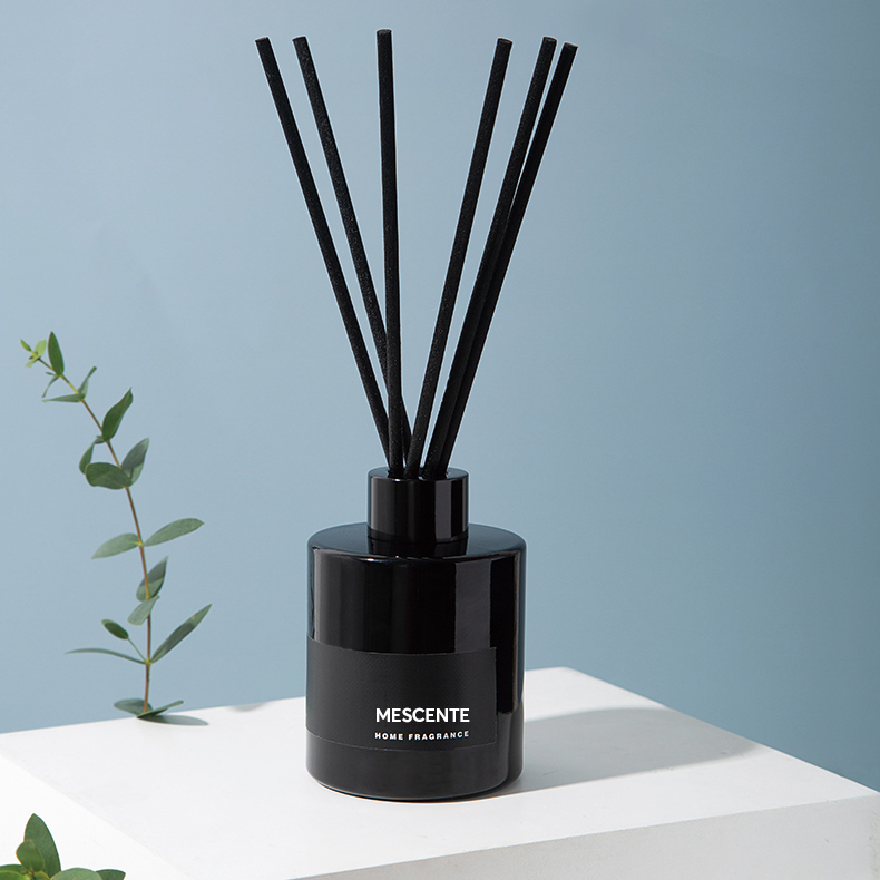 M&Scent بالجملة ناشر زهور من الألياف المزخرفة بعلامة خاصة مع سدادة