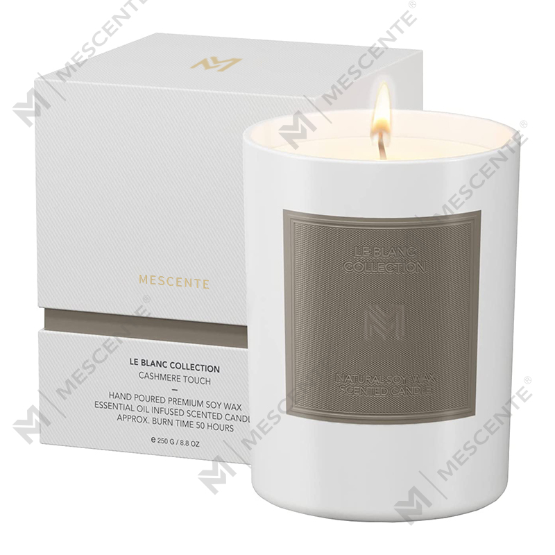 مجموعة شموع شمع الصويا من M&Scent للبيع بالجملة في أوعية زجاجية سوداء فاخرة مخصصة للعلاج بالروائح العطرية لعيد الميلاد