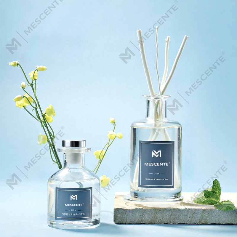 M&Scent ناشر قيد فاخر بزجاجة زجاجية، تصميم 2025 الجديد، أحدث إصدار، بالجملة