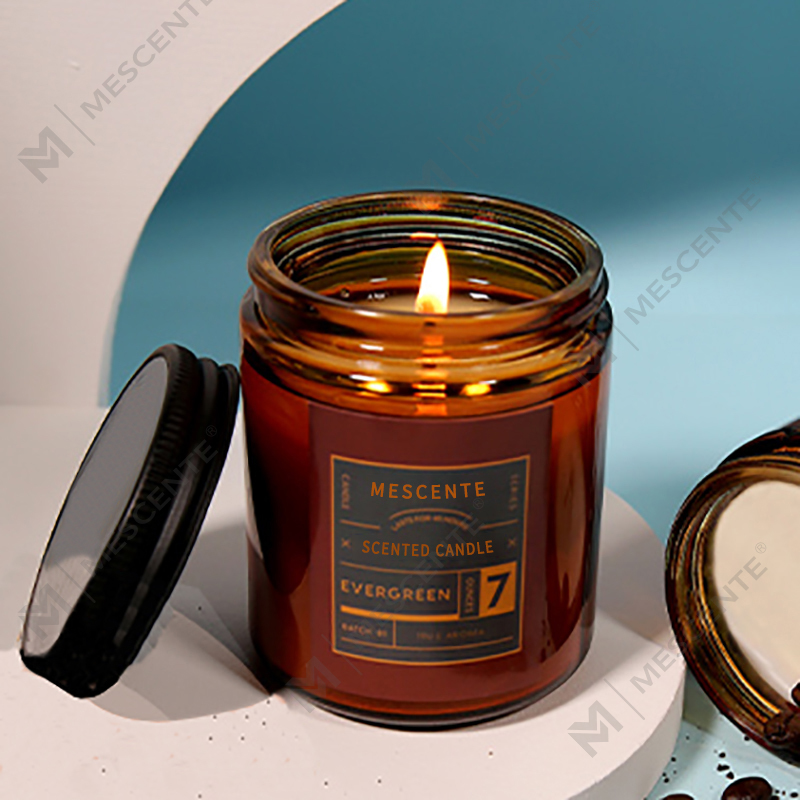 شموع شمع الصويا الفاخرة المعطرة ذات العلامة التجارية الخاصة من M&Scent مع غطاء