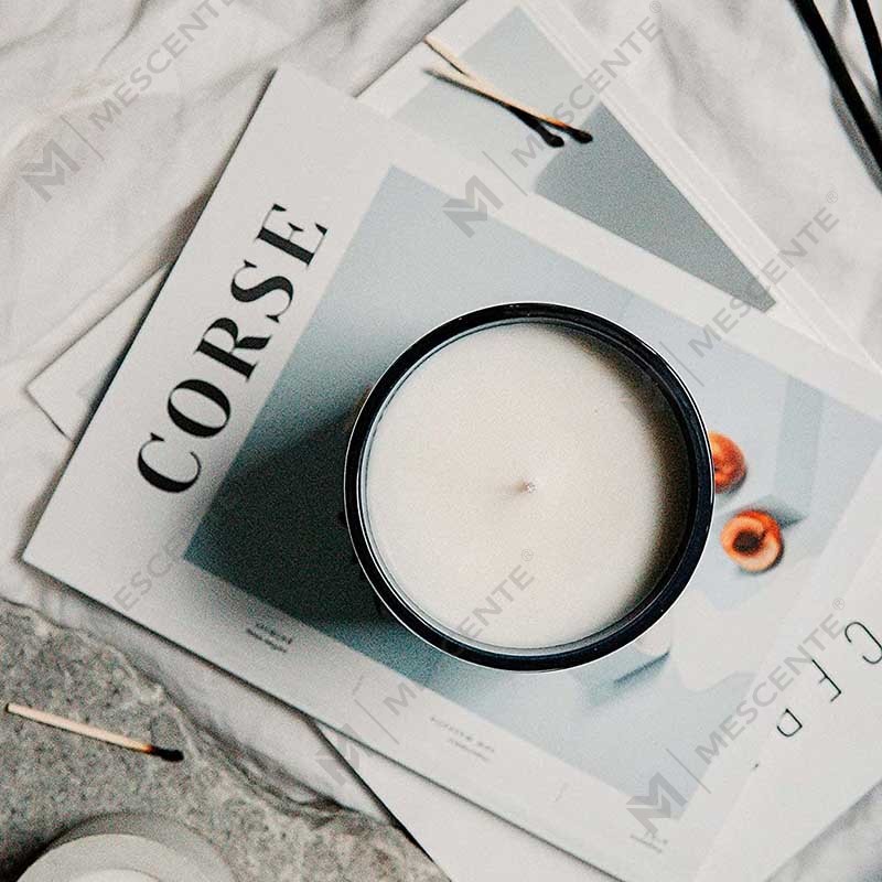 زجاجة زجاجية صغيرة مستديرة من الكريستال بشعار M&Scent المخصص مع شموع قوية برائحة القهوة وشمع الصويا مع صندوق بكميات كبيرة