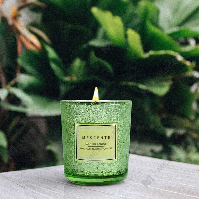 الجملة الشركات المصنعة الشخصية ديكور المنزل الفاخر تغليف الهدايا جرة ملونة شمعية معطرة مع الزهور المجففة