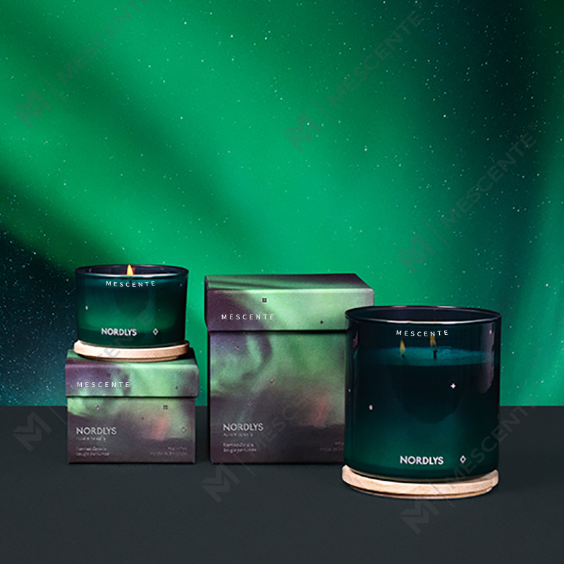 شموع شمع الصويا المعطرة الفاخرة المصنوعة يدويًا من M&Scent لعيد الميلاد مع صندوق هدايا