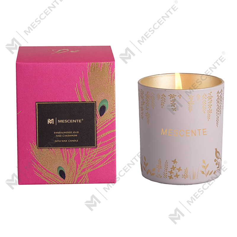 شموع خاصة من الخشب الأسود معطرة بالفخامة مع بلورات