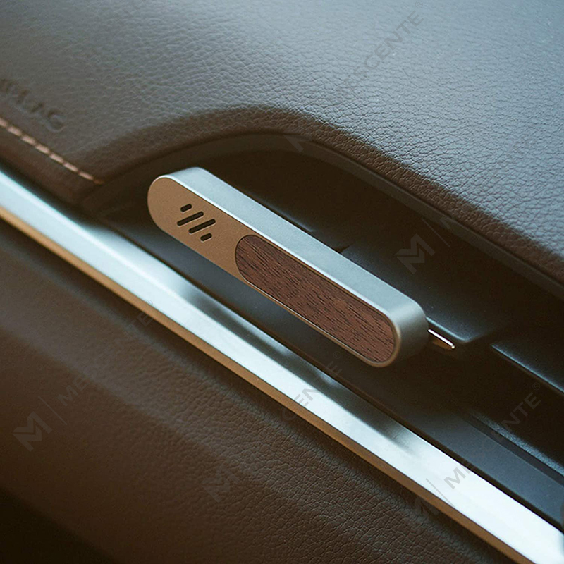 عطر معطر للهواء برائحة السيارة المعلقة بشعار مخصص فاخر من M&Scent