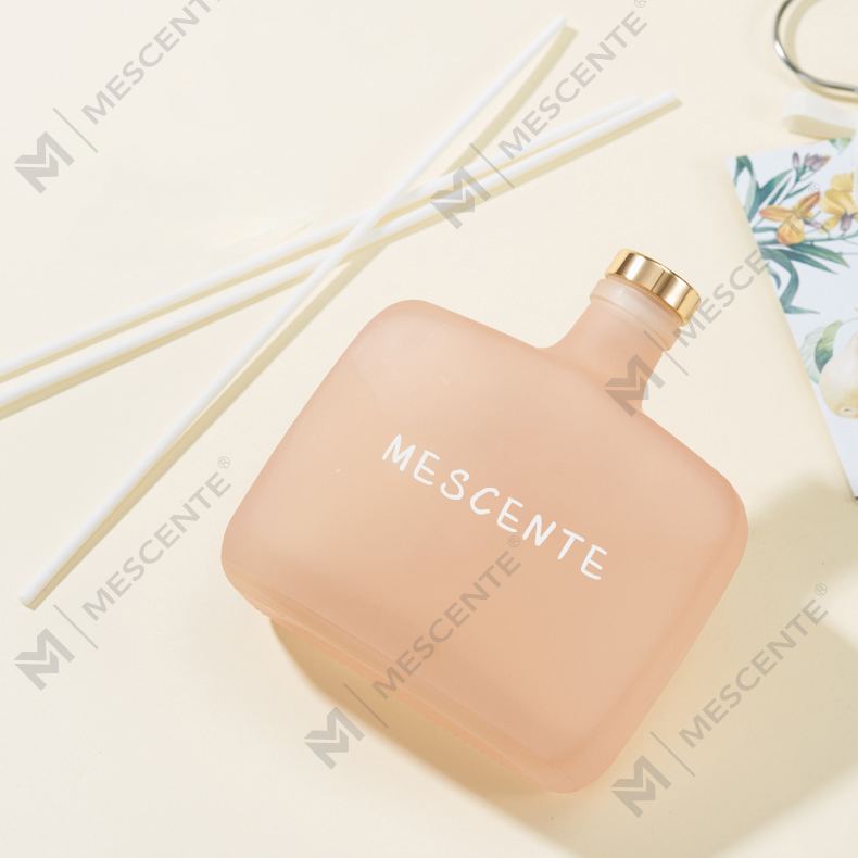 مجموعة هدايا موزع الشموع والقصب، موزع الشموع المعطرة بنكهة القصب