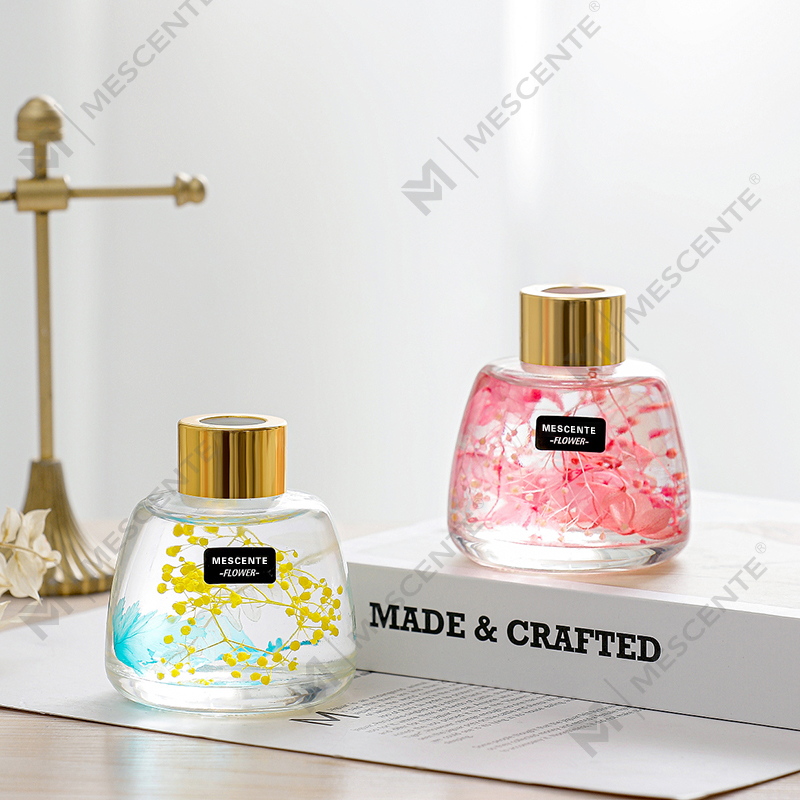 زجاجة صغيرة بيضاء من عطر الزهور، زيت ناشر القصب العطري، مجموعة هدايا ناشر القصب التايلاندي