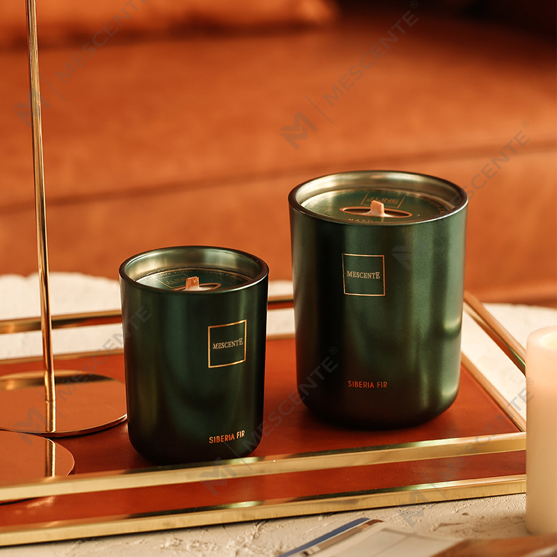 شمعة M&Scent ذات الرائحة الفاخرة المخصصة بالجملة ذات العلامة التجارية الخاصة معطرة بشمع الصويا وفتيل الخشب