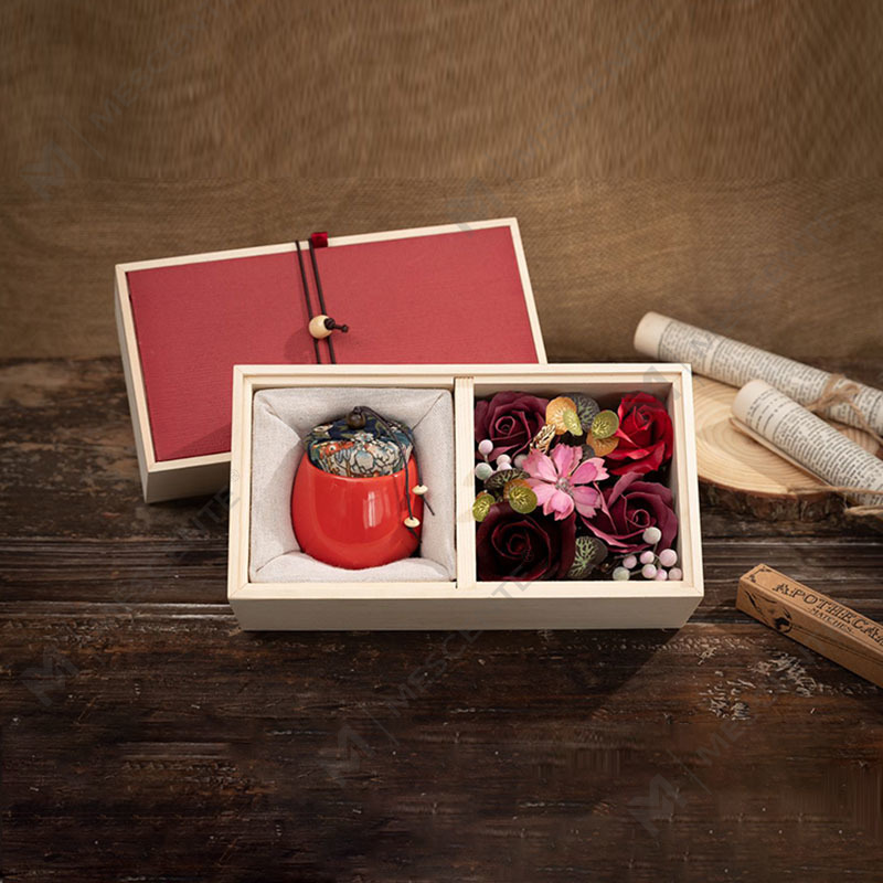 شمعة البارافين العطرية ذات العمود الخزفي الفاخرة من M&Scent للديكور بالجملة