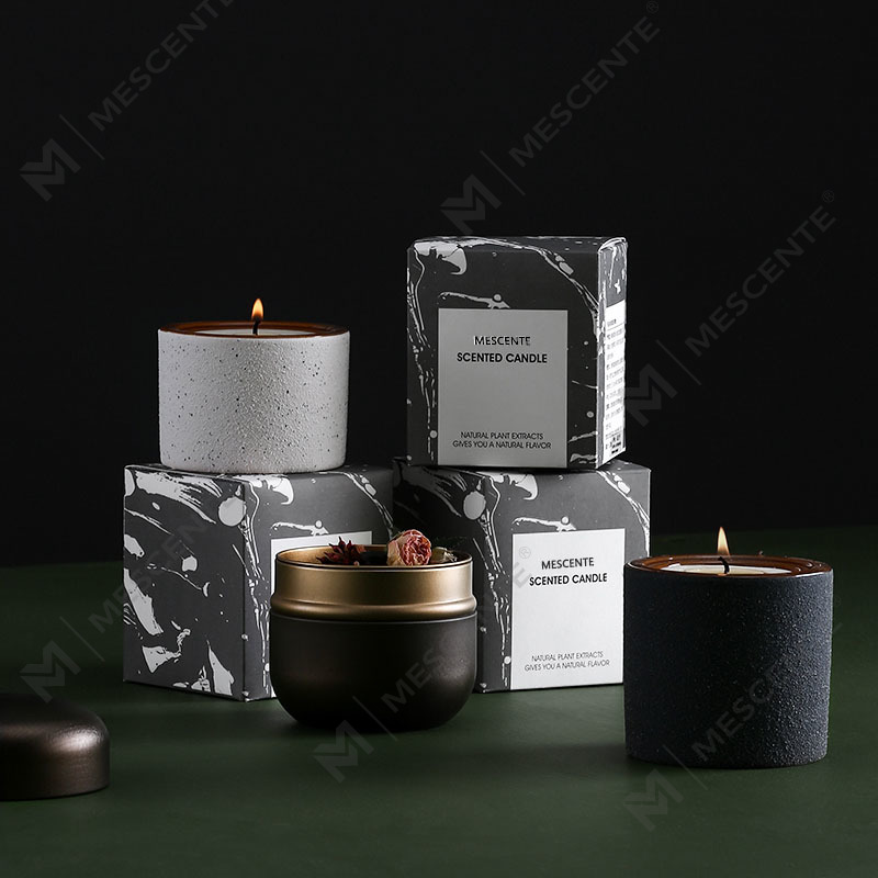 شمعة شمع الصويا المعطرة من M&Scent مخصصة ومزخرفة فاخرة خاصة