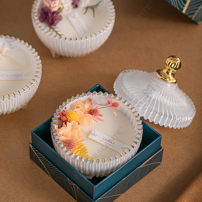 شمعة M&Scent رخيصة الثمن مخصصة فاخرة ذات علامة تجارية خاصة معطرة من شمع الصويا وفتيل الخشب