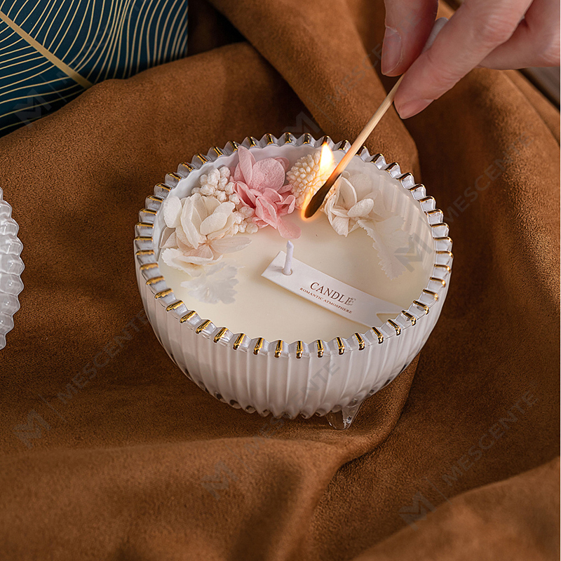 شمعة M&Scent رخيصة الثمن مخصصة فاخرة ذات علامة تجارية خاصة معطرة من شمع الصويا وفتيل الخشب