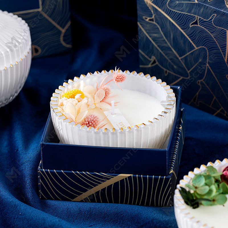 شمعة M&Scent رخيصة الثمن مخصصة فاخرة ذات علامة تجارية خاصة معطرة من شمع الصويا وفتيل الخشب