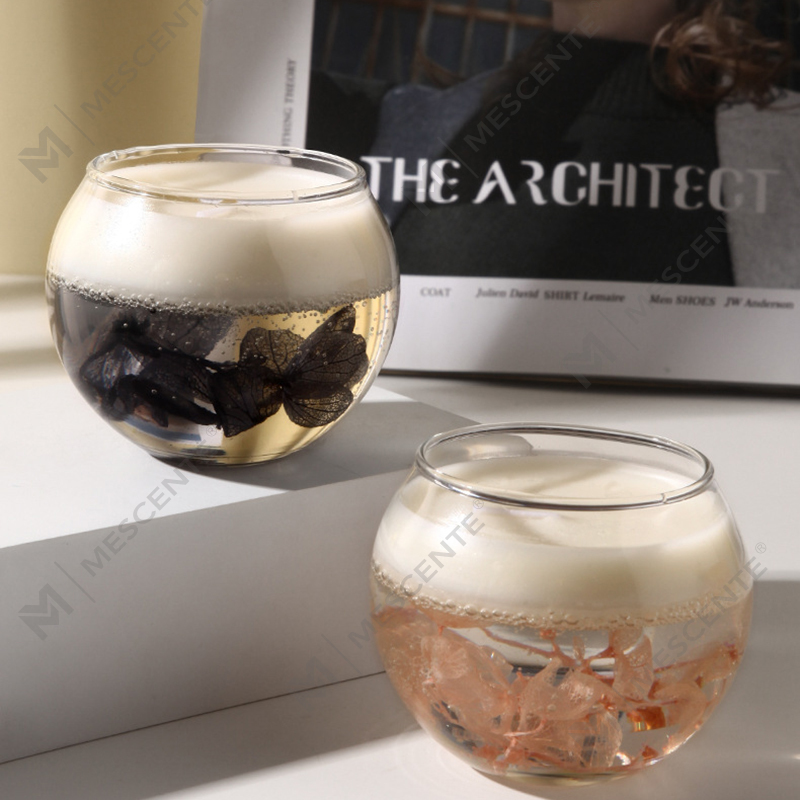 شمعة M&Scent عالية الجودة برائحة الليمون وعشب الصويا في الزجاج