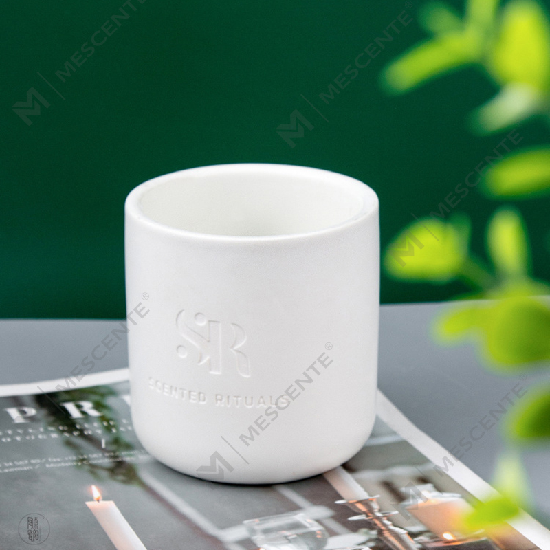 M&Scent شعار العميل، أوعية خزفية رخيصة مع أغطية خشبية للشموع، شموع جوز الهند الفاخرة