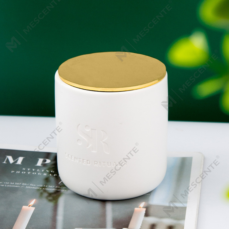 M&Scent شعار العميل، أوعية خزفية رخيصة مع أغطية خشبية للشموع، شموع جوز الهند الفاخرة