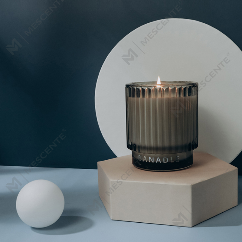 عطور M&Scent برائحة النعناع البري والأوكالبتوس، برطمانات كبيرة، شموع معطرة