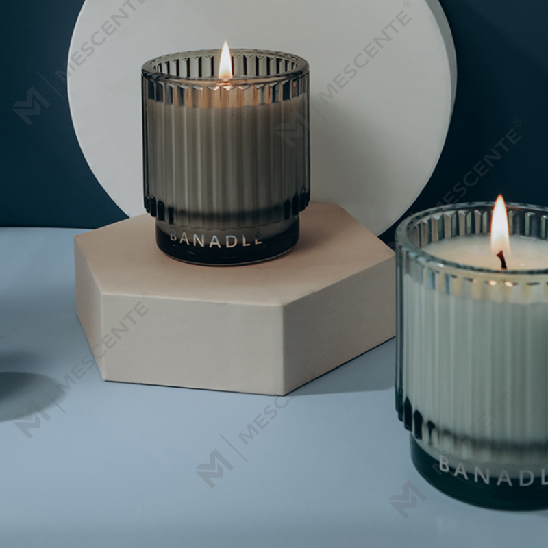 عطور M&Scent برائحة النعناع البري والأوكالبتوس، برطمانات كبيرة، شموع معطرة