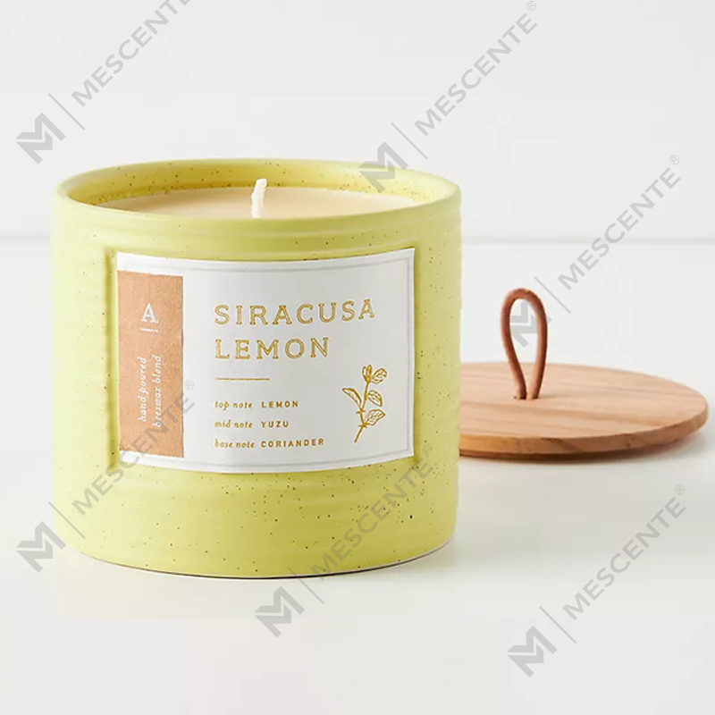 مرطبانات سيراميك ملونة ذات علامة تجارية خاصة من M&Scent معطرة بشمع الصويا وشموع أنيقة