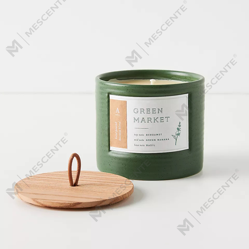 مرطبانات سيراميك ملونة ذات علامة تجارية خاصة من M&Scent معطرة بشمع الصويا وشموع أنيقة