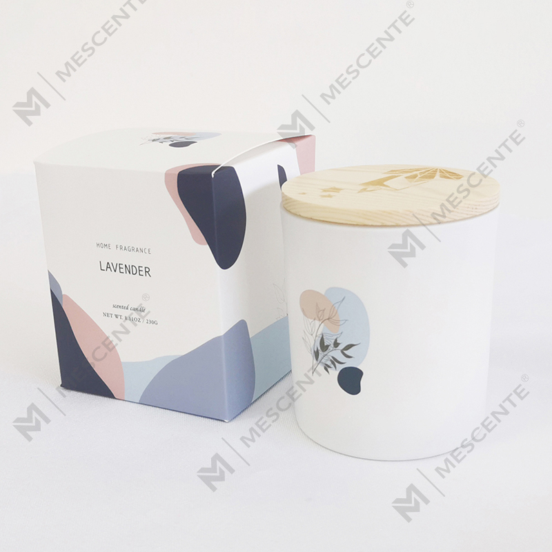 شموع الصويا المتعددة عالية الجودة المعطرة برائحة طبيعية 100% من M&Scent في وعاء زجاجي مع غطاء